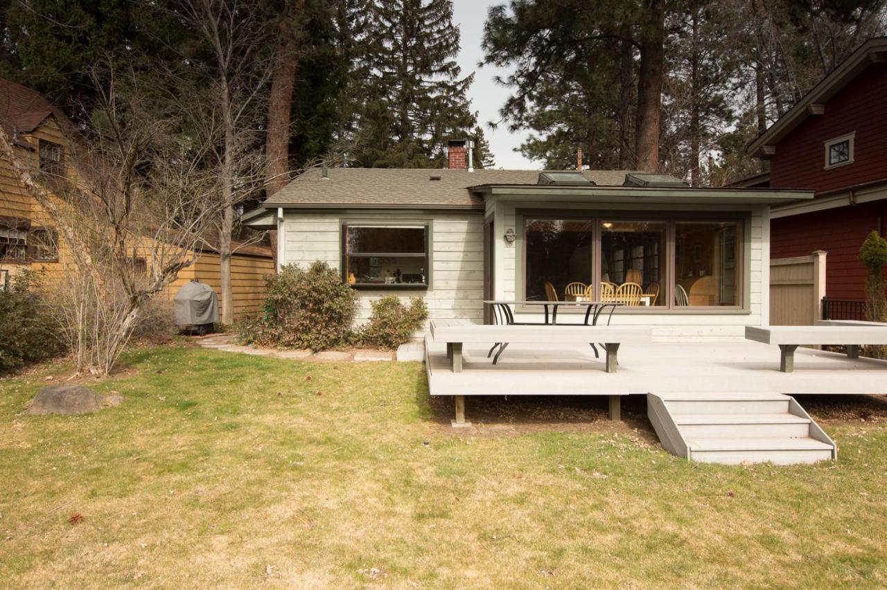Mirror Pond Bungalow Bend Buitenkant foto